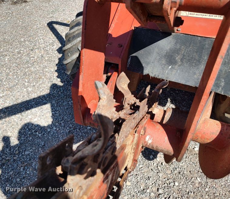 image for item LK9828 1986 Ditch Witch 4010DD  bucket wheel trencher