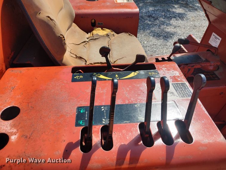 image for item LK9828 1986 Ditch Witch 4010DD  bucket wheel trencher