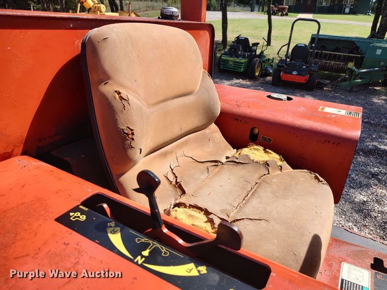 image for item LK9828 1986 Ditch Witch 4010DD  bucket wheel trencher