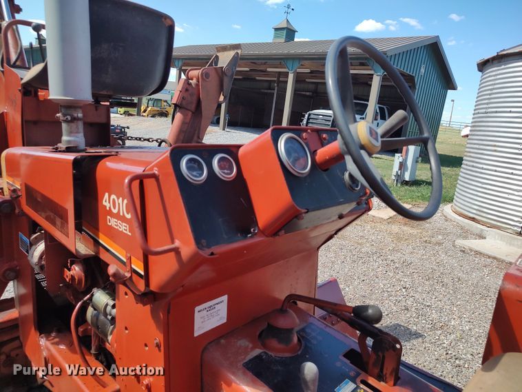 image for item LK9828 1986 Ditch Witch 4010DD  bucket wheel trencher