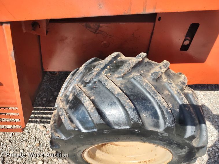 image for item LK9828 1986 Ditch Witch 4010DD  bucket wheel trencher