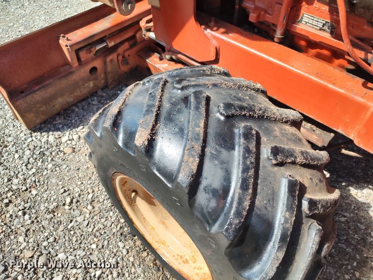 image for item LK9828 1986 Ditch Witch 4010DD  bucket wheel trencher