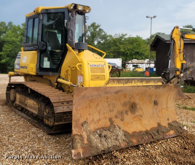 image for item LM9701 2011 Komatsu D39EX-22  dozer