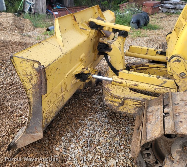image for item LM9701 2011 Komatsu D39EX-22  dozer
