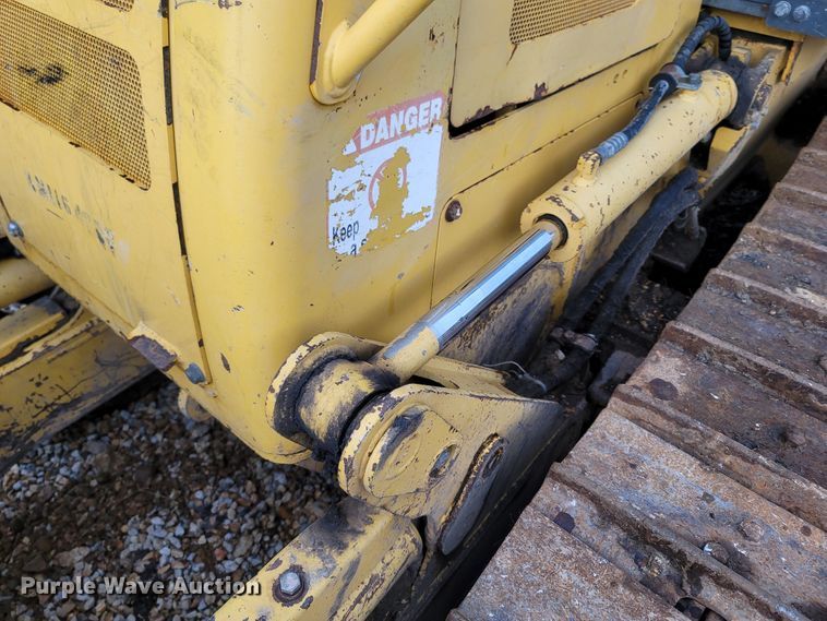 image for item LM9701 2011 Komatsu D39EX-22  dozer