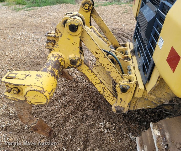 image for item LM9701 2011 Komatsu D39EX-22  dozer