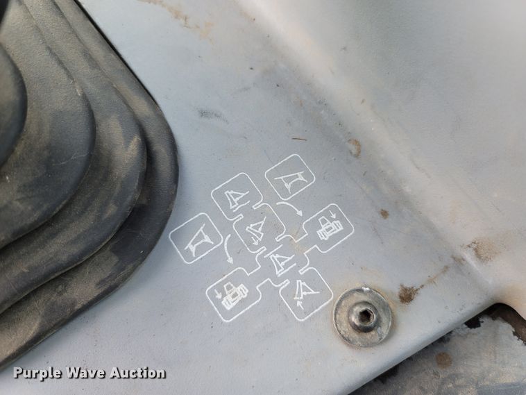 image for item LM9701 2011 Komatsu D39EX-22  dozer