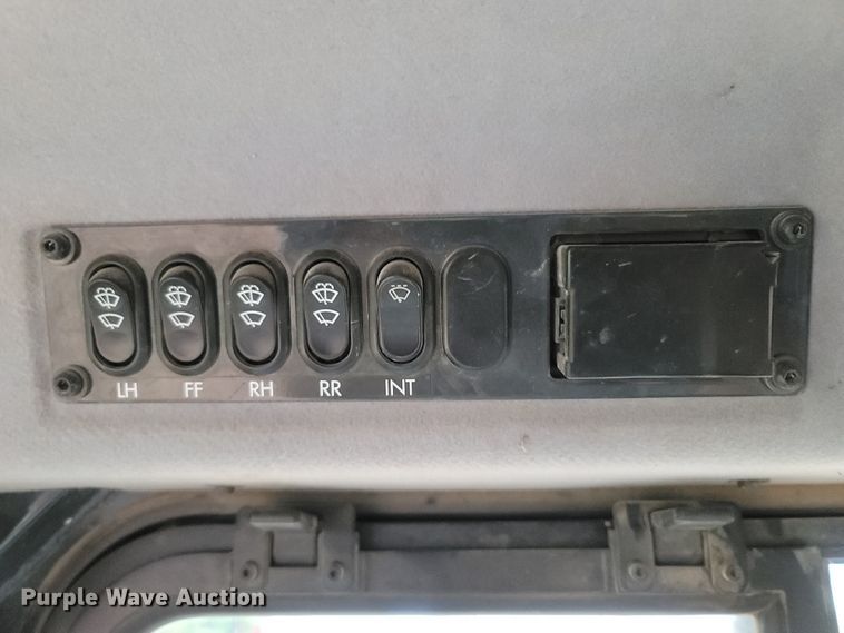 image for item LM9701 2011 Komatsu D39EX-22  dozer