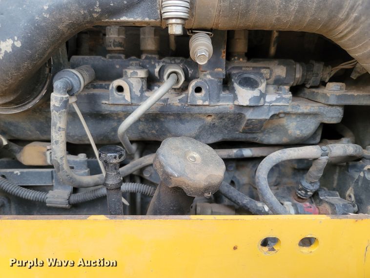image for item LM9701 2011 Komatsu D39EX-22  dozer