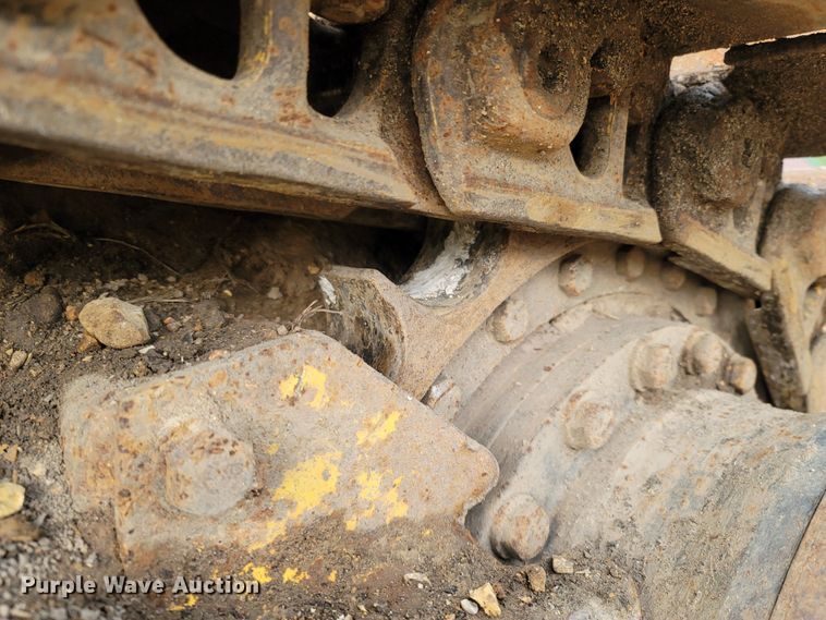 image for item LM9701 2011 Komatsu D39EX-22  dozer