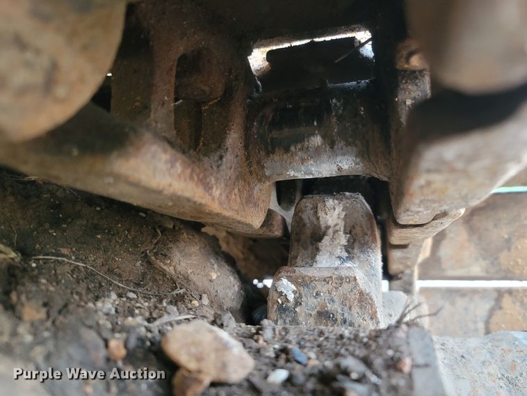 image for item LM9701 2011 Komatsu D39EX-22  dozer