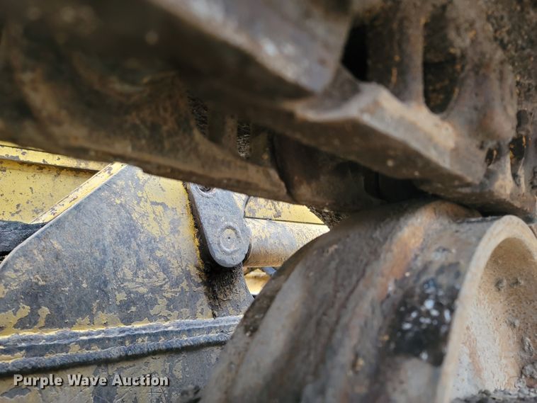 image for item LM9701 2011 Komatsu D39EX-22  dozer