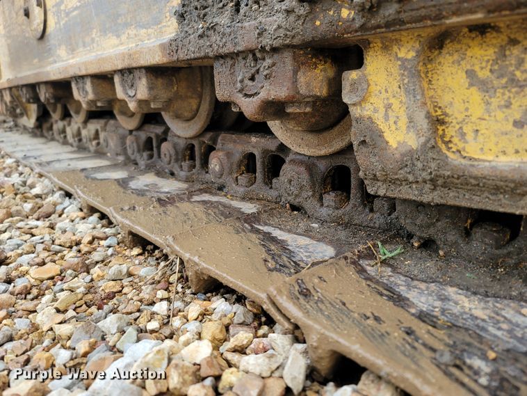 image for item LM9701 2011 Komatsu D39EX-22  dozer