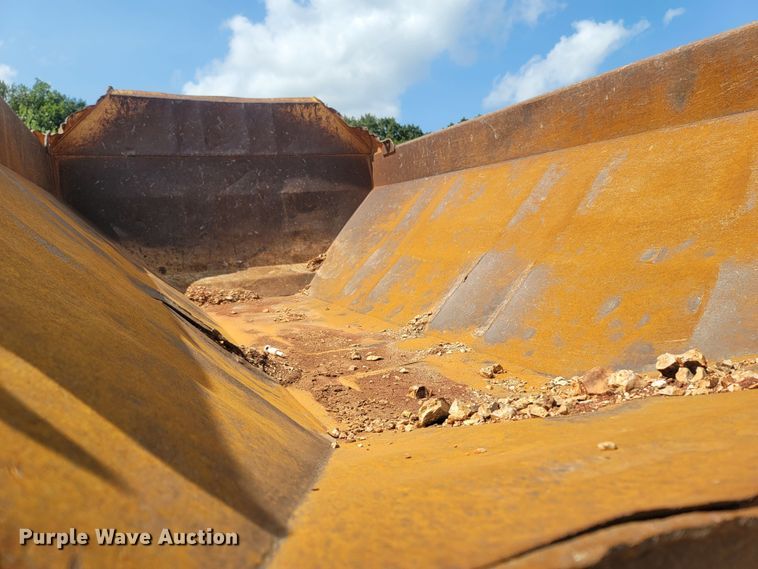 image for item LM9714 2007 John Deere 300D  haul truck
