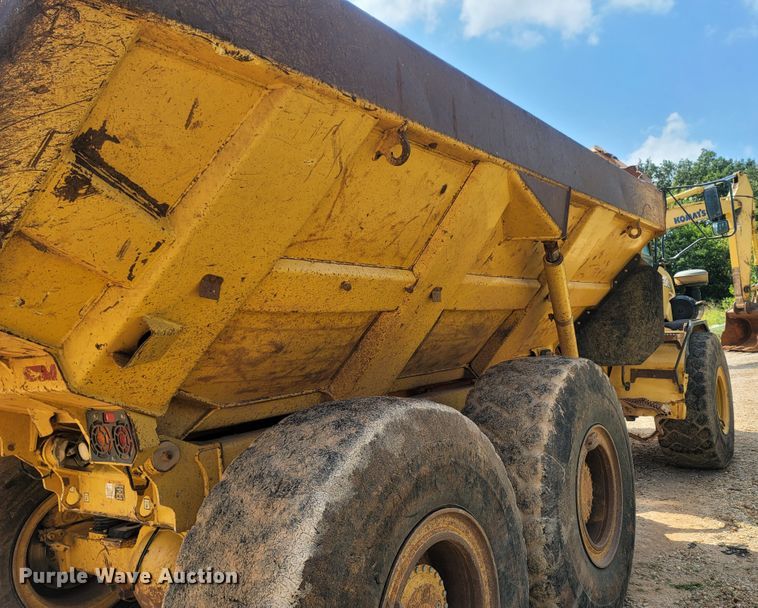 image for item LM9714 2007 John Deere 300D  haul truck