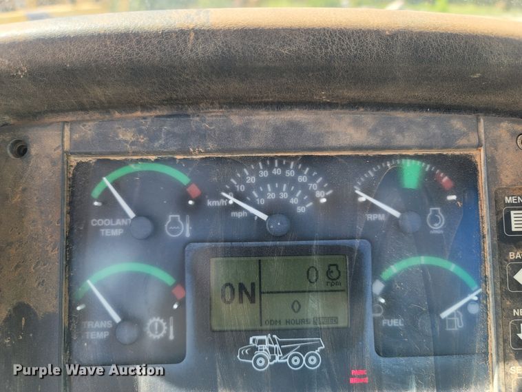 image for item LM9714 2007 John Deere 300D  haul truck