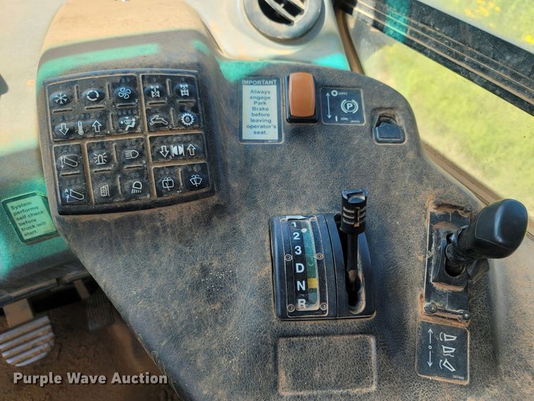 image for item LM9714 2007 John Deere 300D  haul truck