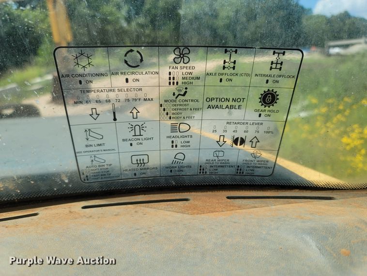 image for item LM9714 2007 John Deere 300D  haul truck