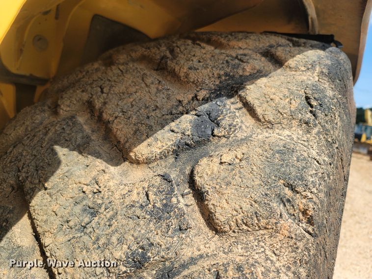 image for item LM9714 2007 John Deere 300D  haul truck