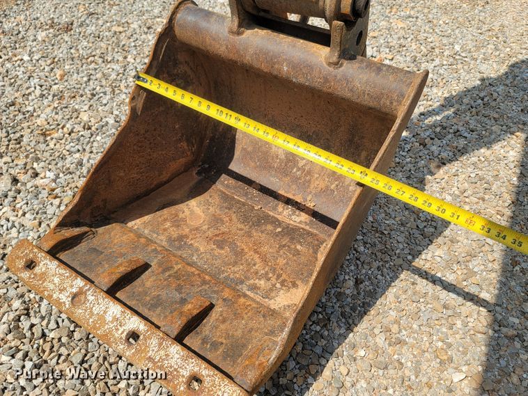 image for item LM9715 2012 John Deere 50D  mini excavator