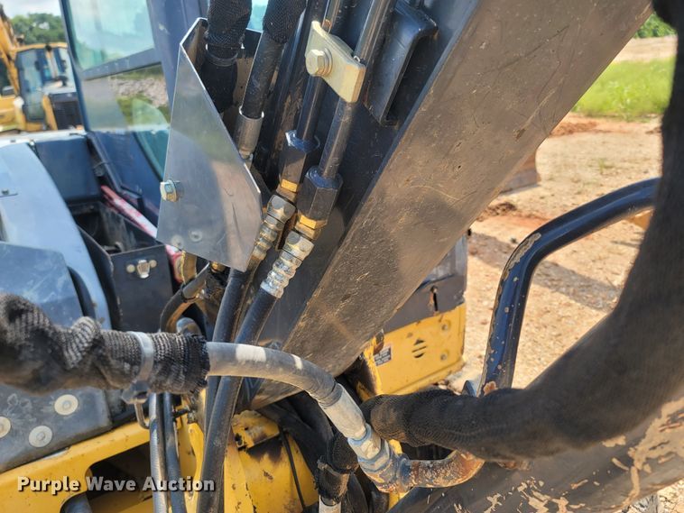 image for item LM9715 2012 John Deere 50D  mini excavator