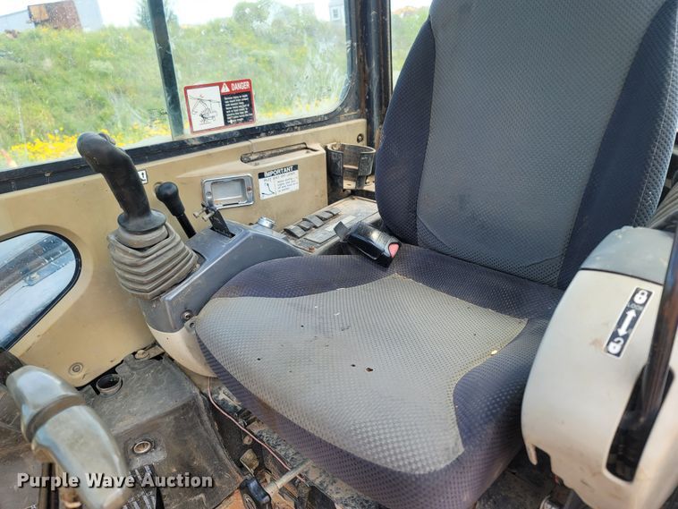 image for item LM9715 2012 John Deere 50D  mini excavator