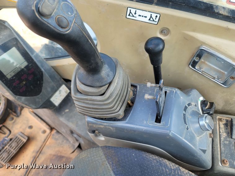 image for item LM9715 2012 John Deere 50D  mini excavator