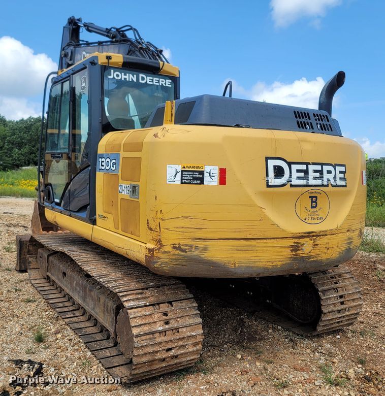 image for item LM9716 2015 John Deere 130G  excavator