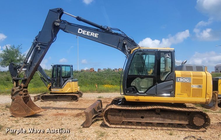 image for item LM9716 2015 John Deere 130G  excavator