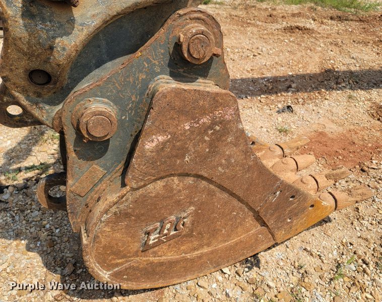 image for item LM9716 2015 John Deere 130G  excavator