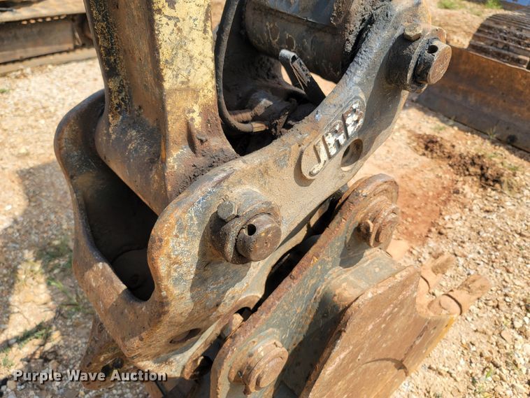 image for item LM9716 2015 John Deere 130G  excavator