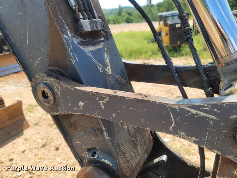 image for item LM9716 2015 John Deere 130G  excavator