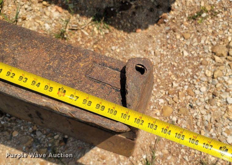 image for item LM9716 2015 John Deere 130G  excavator