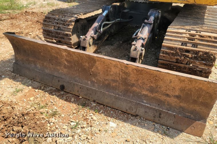 image for item LM9716 2015 John Deere 130G  excavator