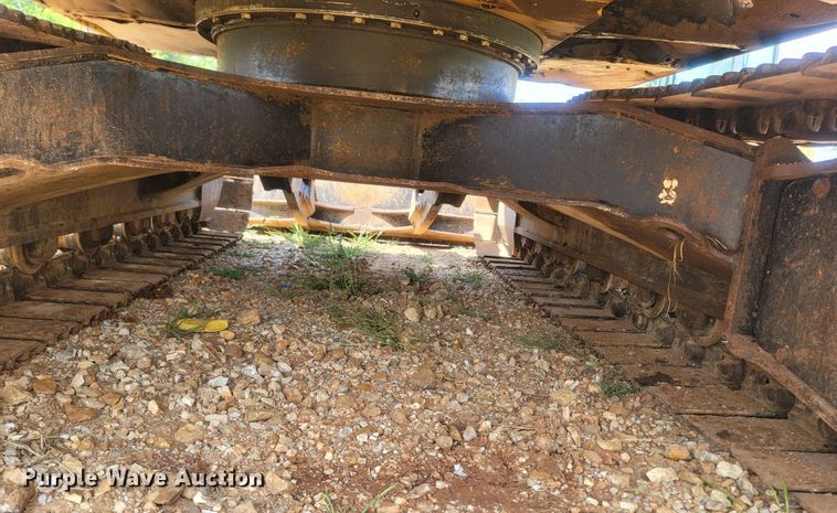 image for item LM9716 2015 John Deere 130G  excavator