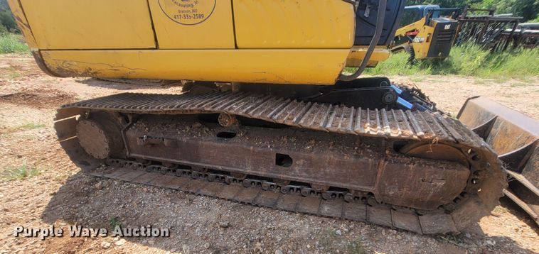 image for item LM9716 2015 John Deere 130G  excavator