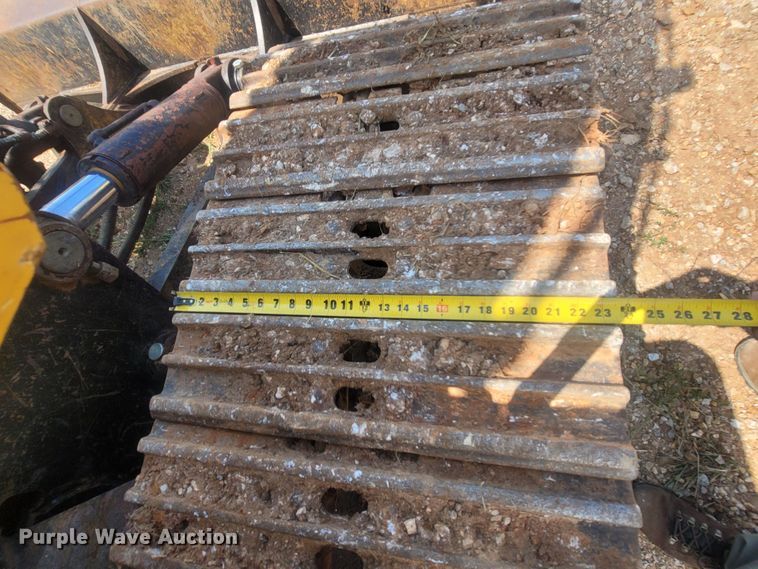 image for item LM9716 2015 John Deere 130G  excavator