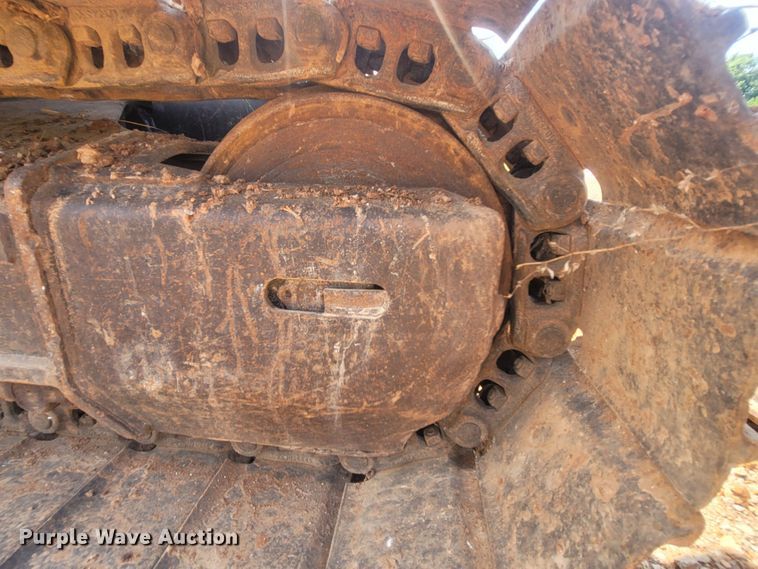 image for item LM9716 2015 John Deere 130G  excavator