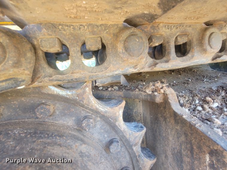 image for item LM9716 2015 John Deere 130G  excavator