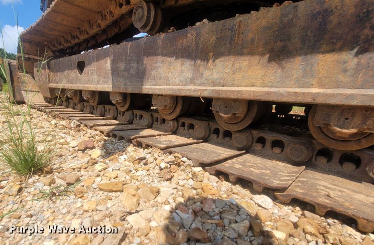 image for item LM9716 2015 John Deere 130G  excavator