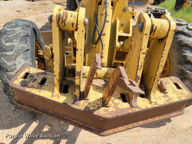 image for item LM9718 1995 John Deere 670B  motor grader