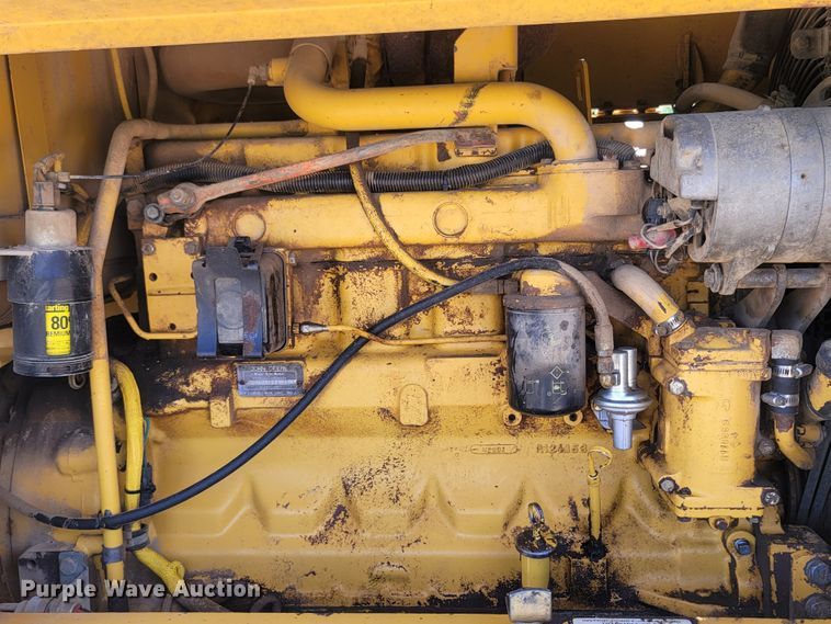 image for item LM9718 1995 John Deere 670B  motor grader