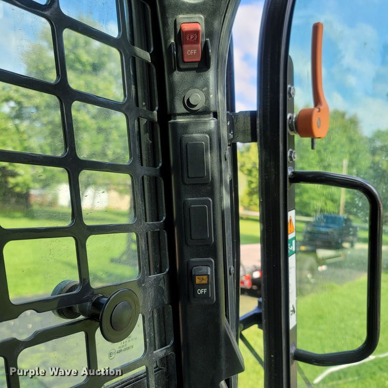 image for item LM9744 2018 Bobcat S630  skid steer loader