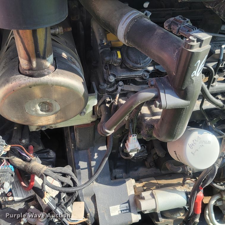 image for item LM9744 2018 Bobcat S630  skid steer loader