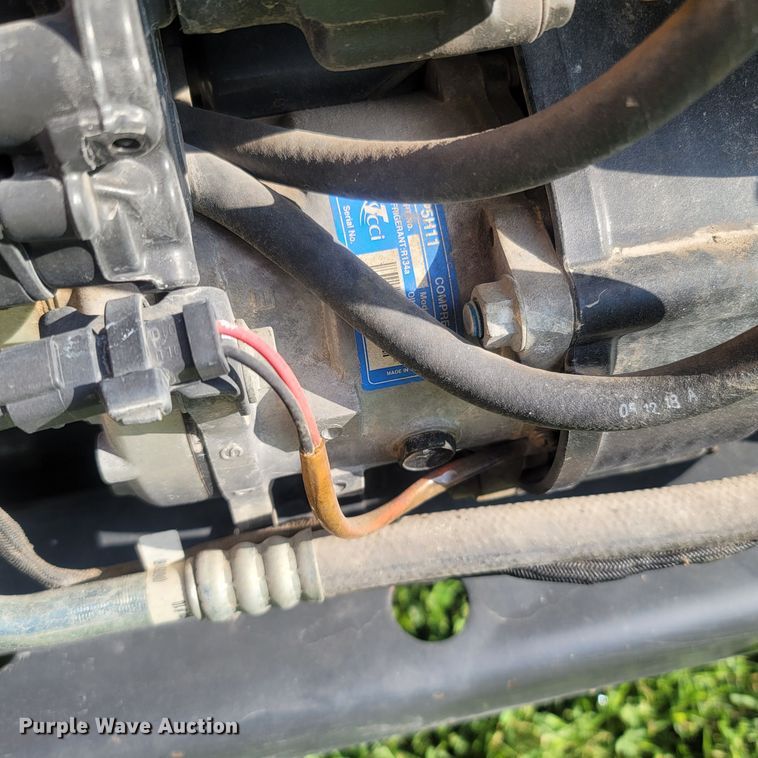 image for item LM9744 2018 Bobcat S630  skid steer loader