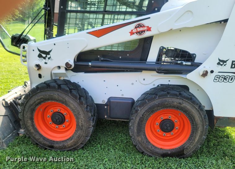 image for item LM9744 2018 Bobcat S630  skid steer loader