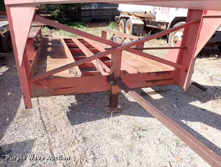 image for item MF9504 1983 Belshe  equipment trailer