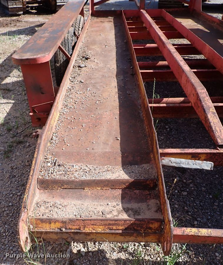 image for item MF9504 1983 Belshe  equipment trailer