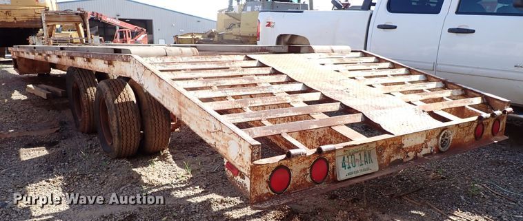 image for item MF9505 1981 Triangle K  equipment trailer