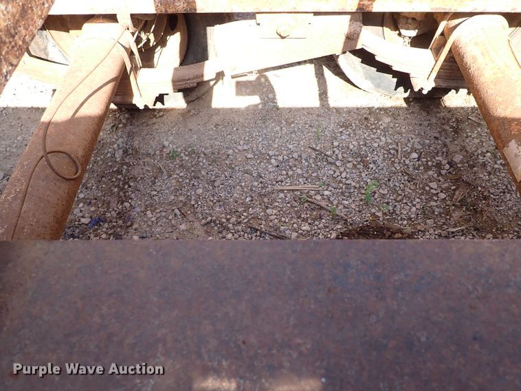 image for item MF9505 1981 Triangle K  equipment trailer